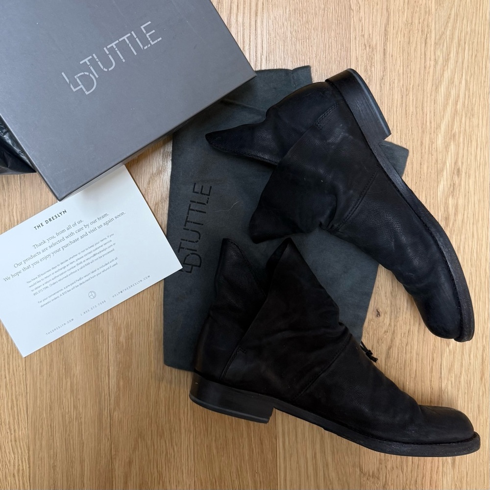 LD Tuttle boots